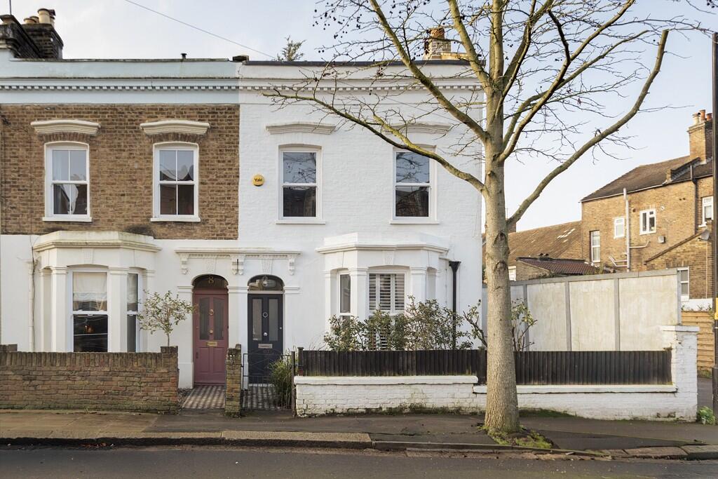 Main image of property: Dunstans Grove, East Dulwich, London, SE22