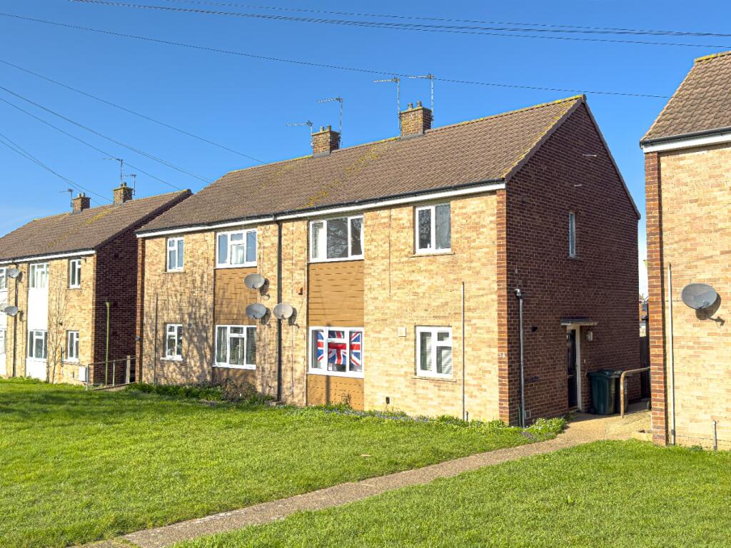 Main image of property: Queens Gardens, Dartford, Kent, DA2 6HY