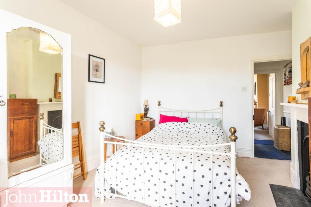 House in Brighton - View 4