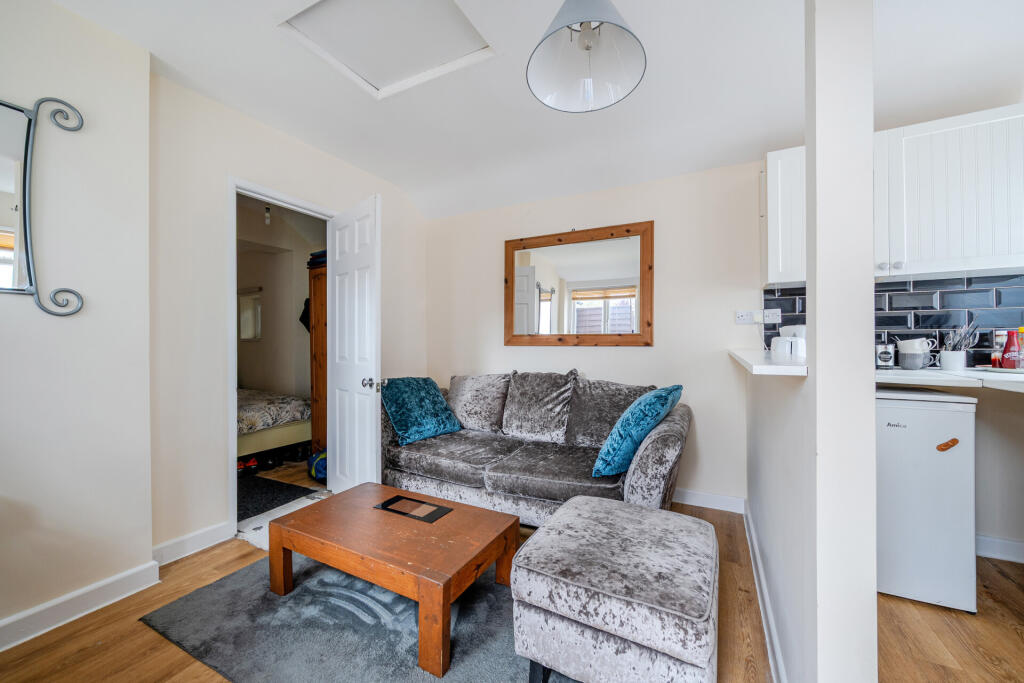 House in Paignton, Preston - More
