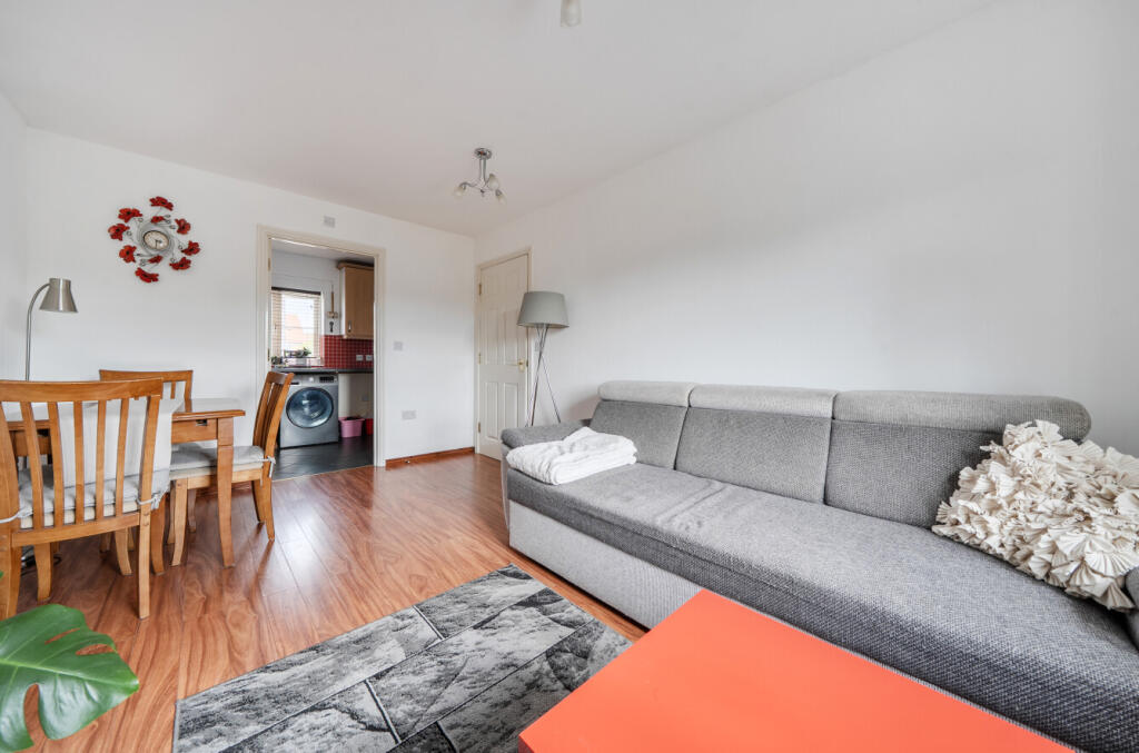 Apartment in Peterborough - More