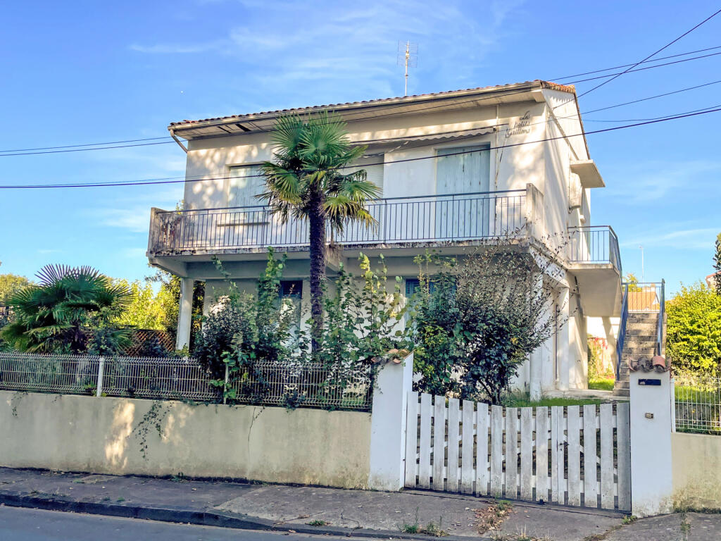 Main image of property: 17110 st-georges-de-didonne