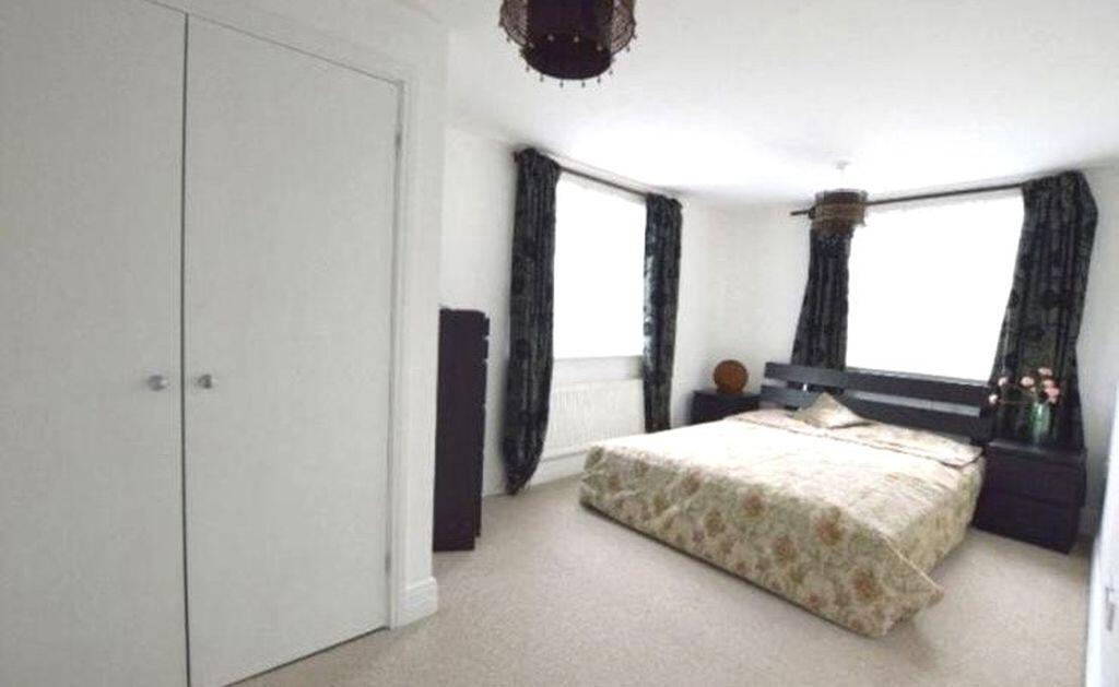Apartment in Harrow - View 5
