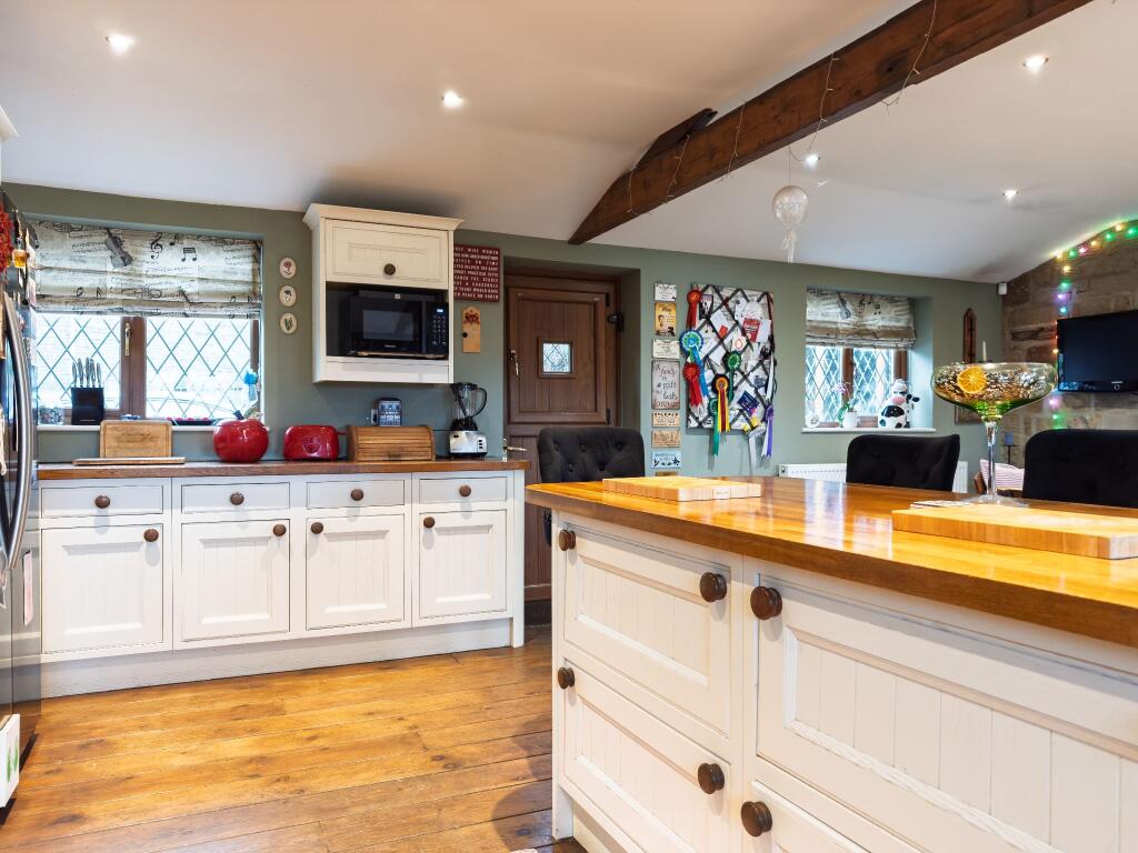 Additional image 12 of The Old Barn, Wyke Lane, Bradford, BD12 7ED