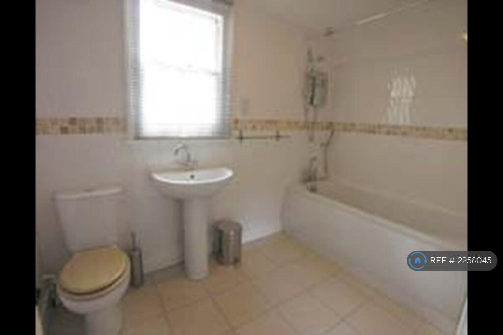 Main image of property: Wantage Road, Reading, RG30