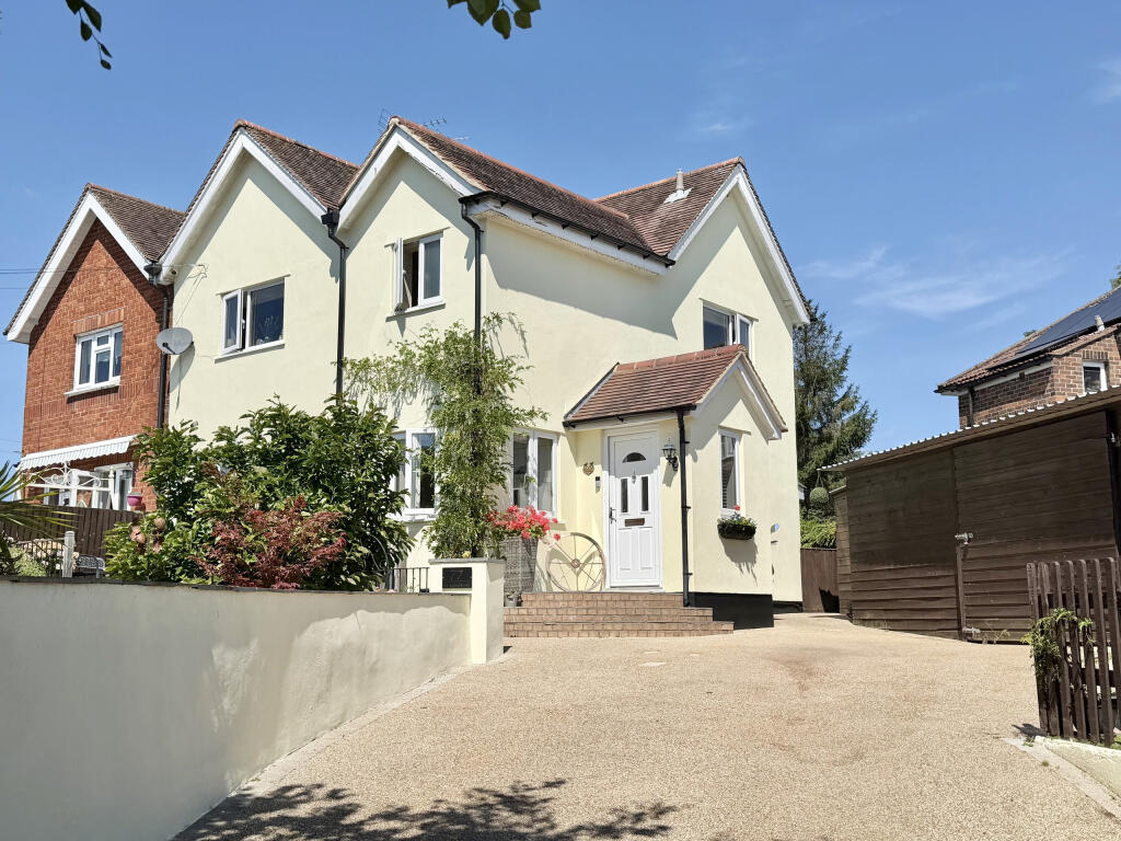 3-bed semi-detached on Lyngford Road, Taunton, Somerset, £325,000