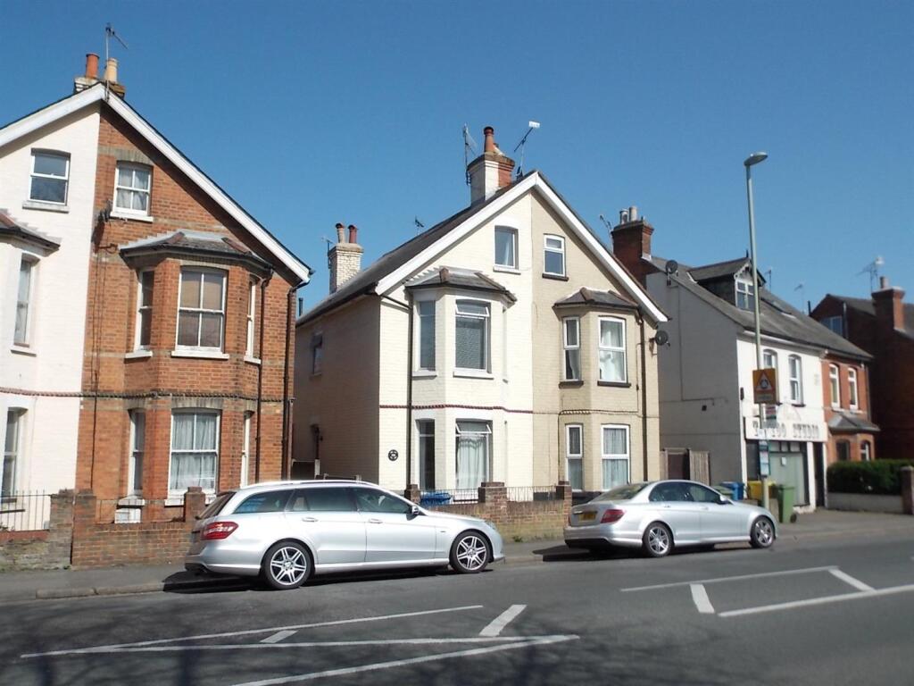 Main image of property: High St, Aldershot