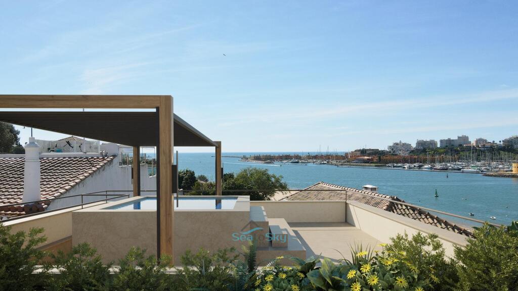 Main image of property: Algarve, Ferragudo