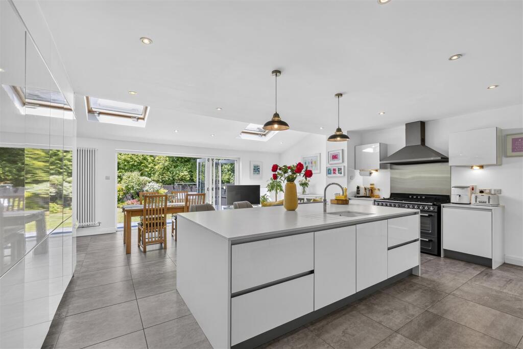 Vixen Close, Sutton Coldfield photo 4