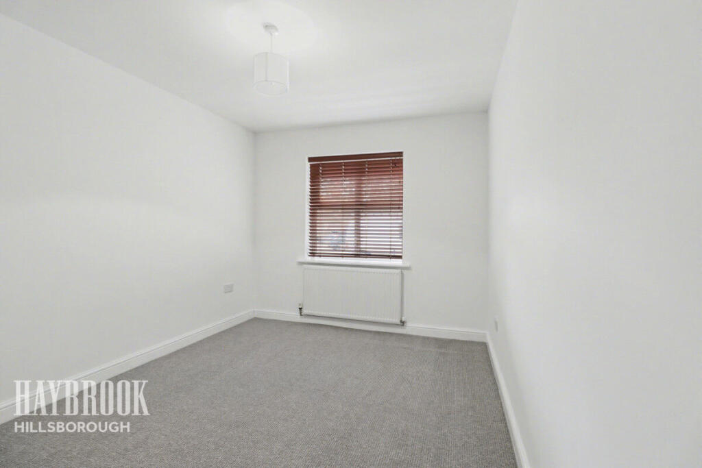 2-bed flat on Wordsworth Court, Sheffield, £80,000