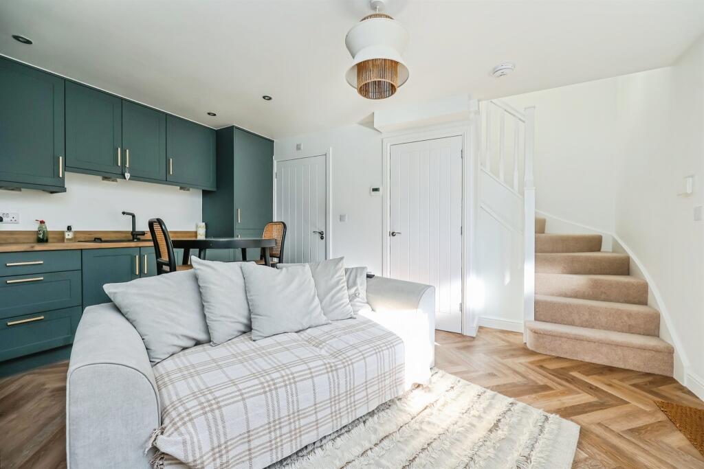 House in Nottingham - More