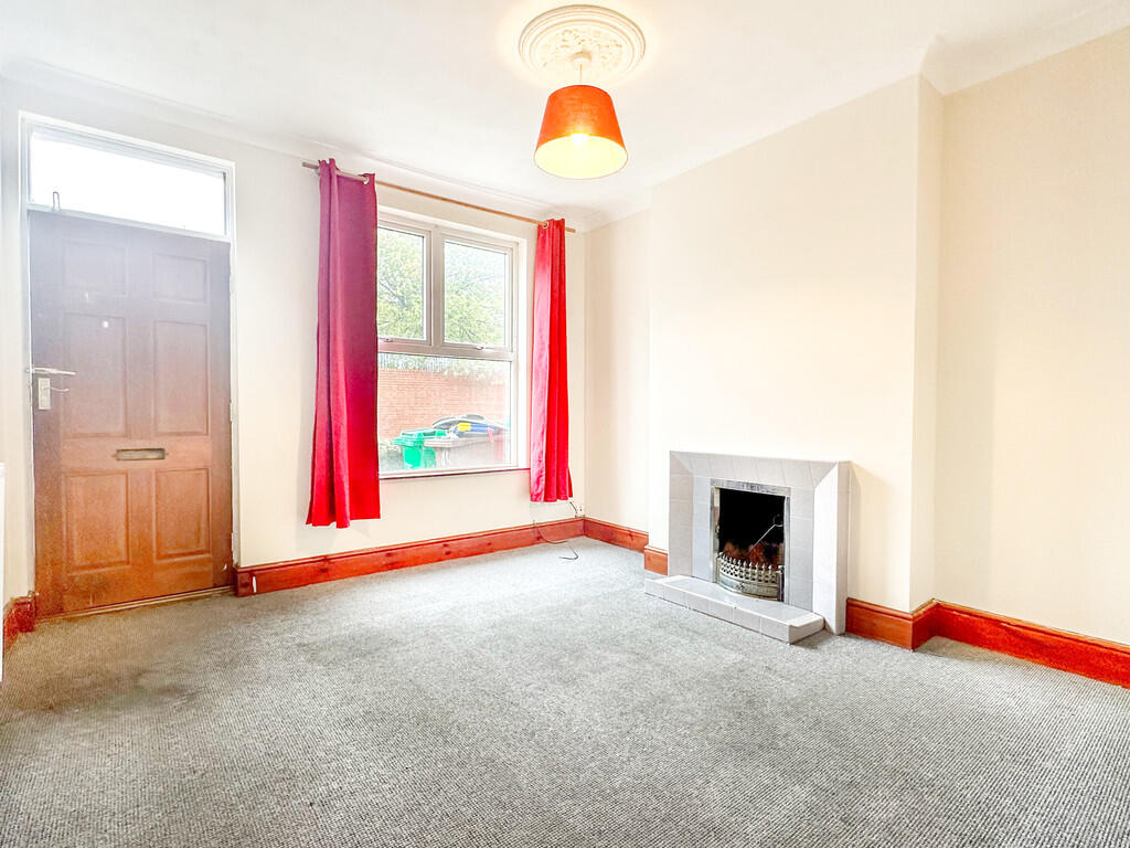 House in Nottingham, Radford - View 2