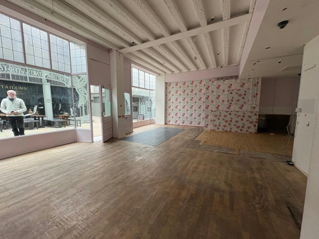internal 1.jpg