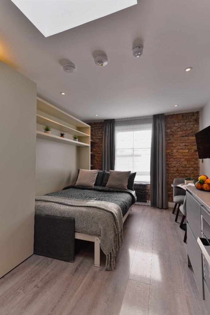 Studio flat for rent
