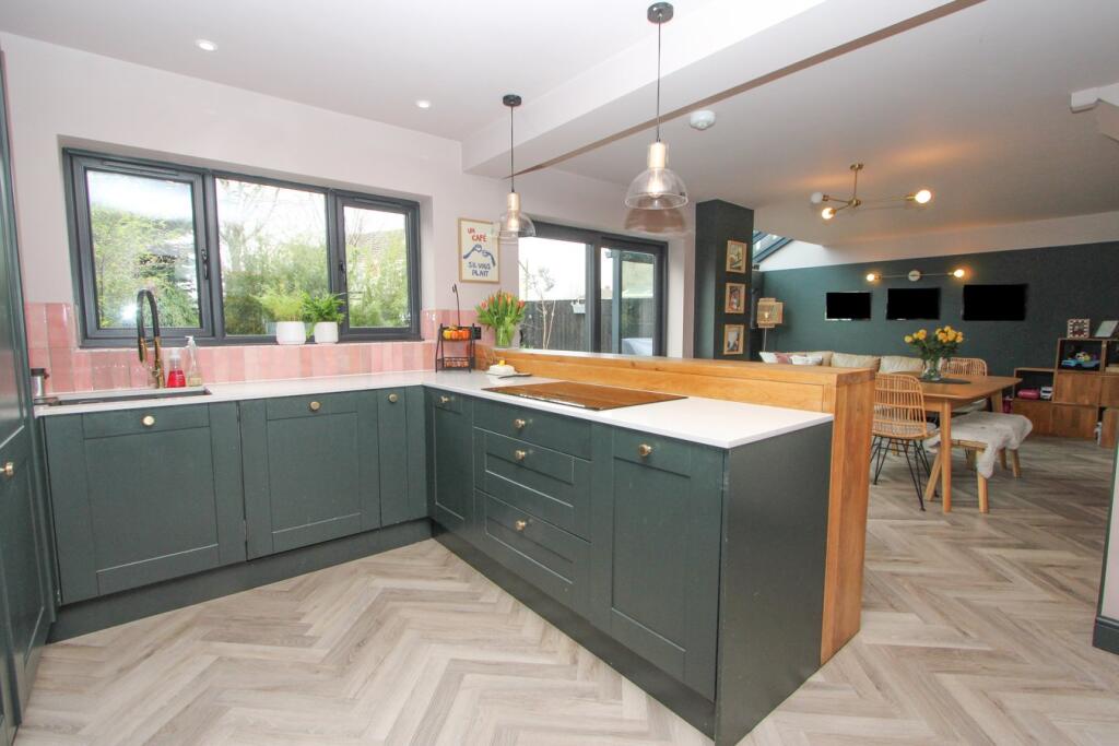 Melbourne Drive, Chipping Sodbury, BS37 - View 3