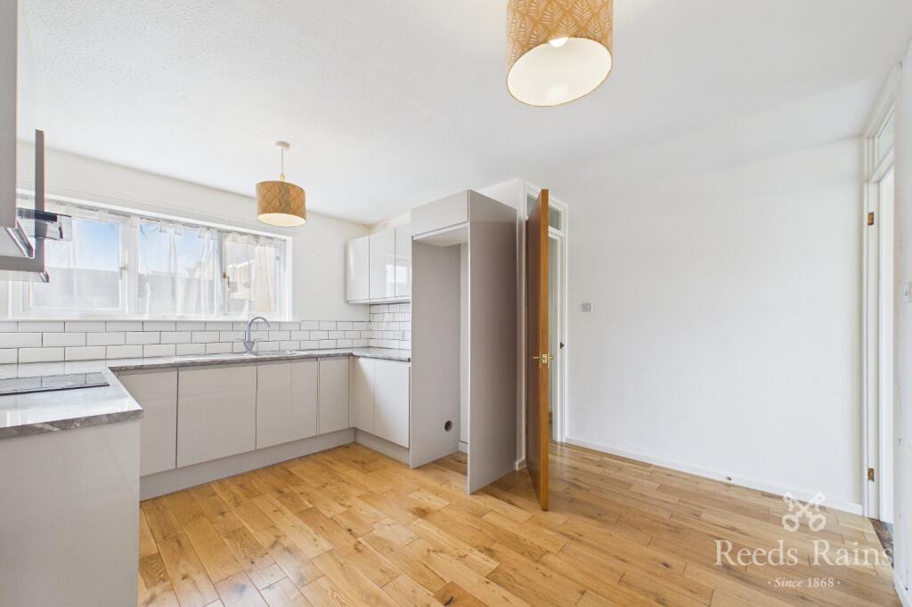 Constable Close, Flanderwell, Rotherham, South Yorkshire, S66 photo 4