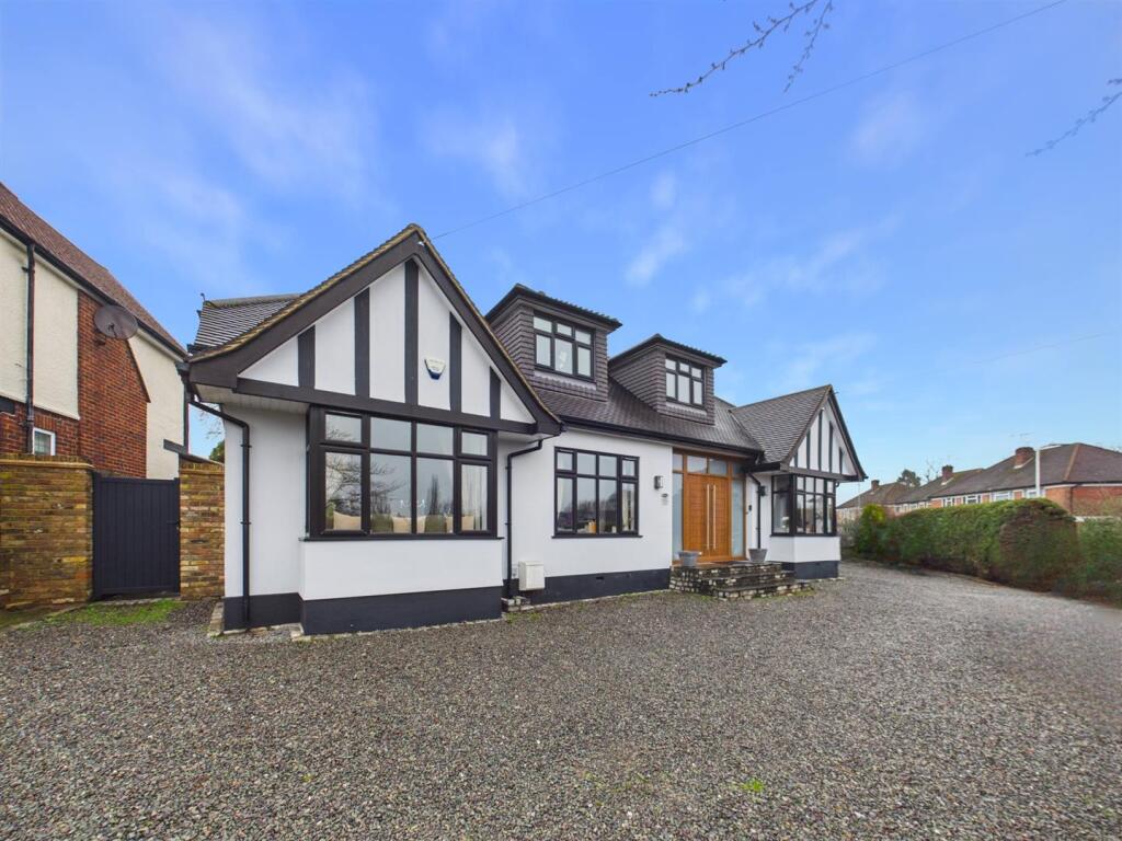 Main image of property: Meadway, Ruislip