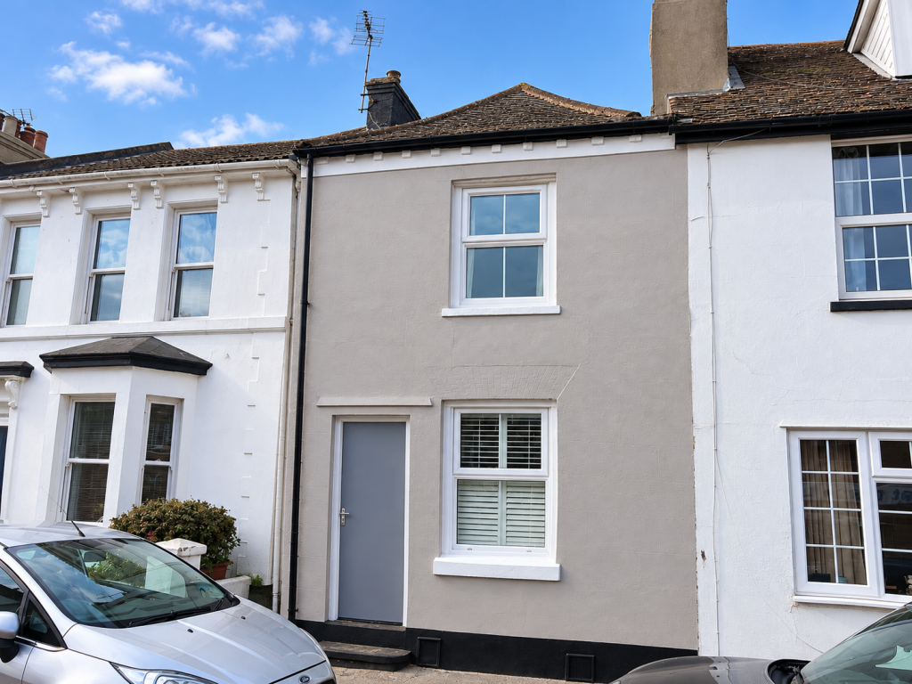 2-bed house on Stade Street, Hythe, CT21, £350,000