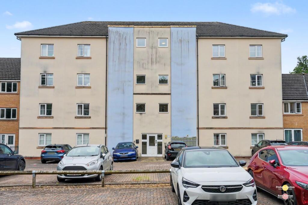 Main image of property: 173 Whistle Road, Mangotsfield, Bristol, Avon, BS16 9QX