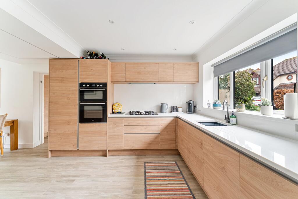 Russett Grove, Nailsea, BS48 - View 2