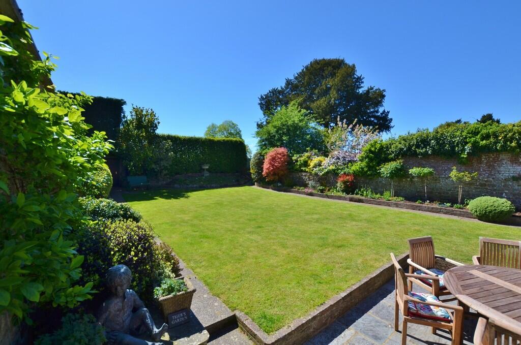 House in Guildford - View 3
