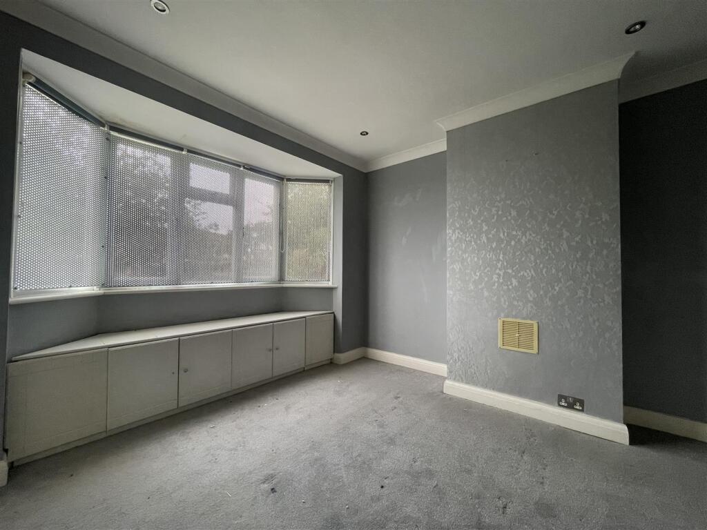 House in London - View 5