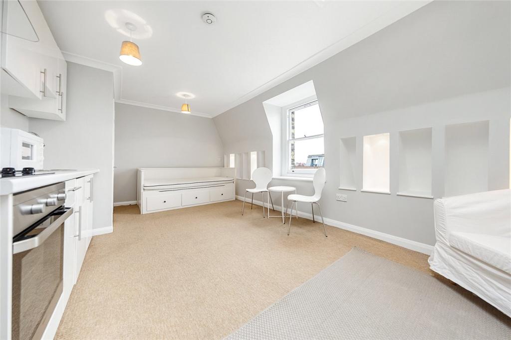 Studio apartment for rent