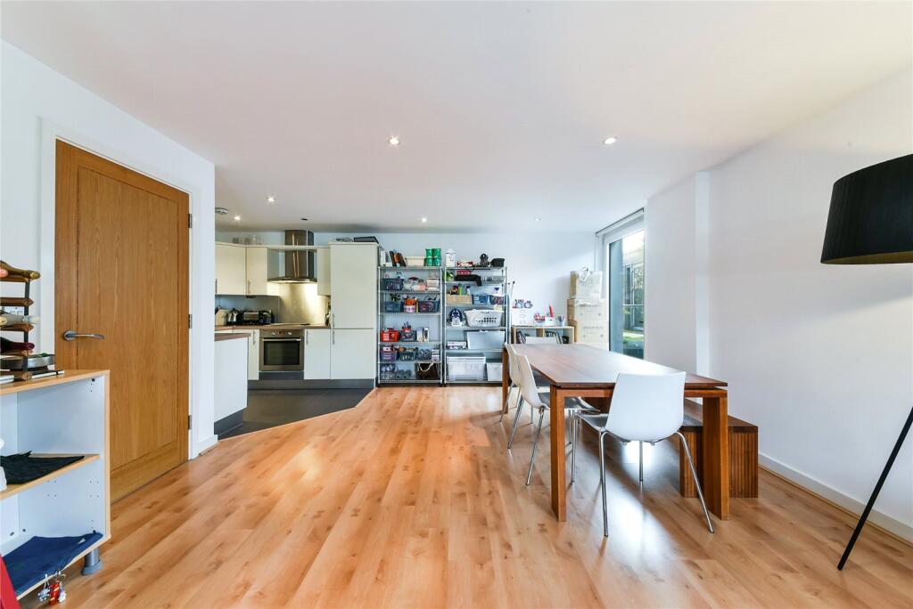 Main image of property: Brewhouse Yard, London, EC1V