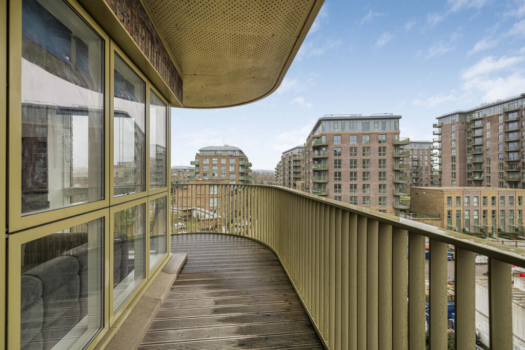 Ottley Drive, London, SE3 photo 4