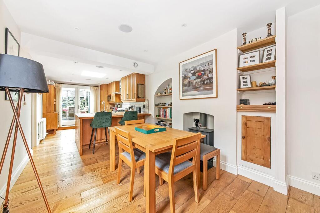 House in London - View 4