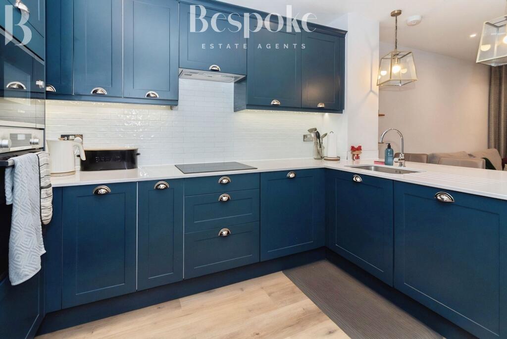 House in Reading, Green Park Village, Coley Park - View 5