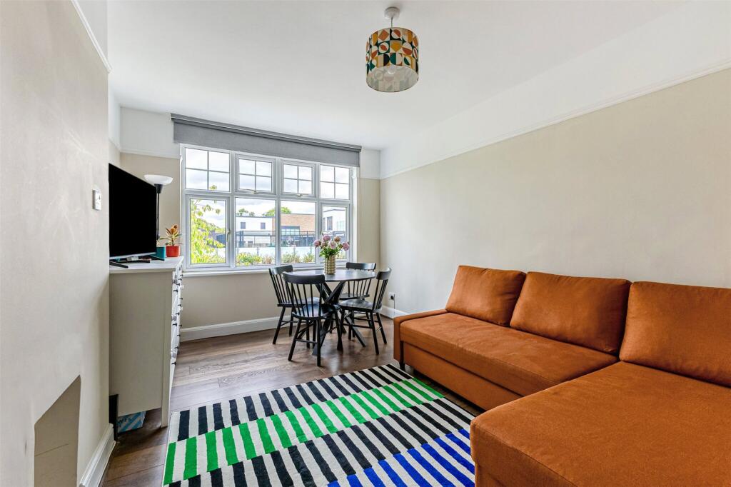 Main image of property: Park Road, Twickenham, TW1