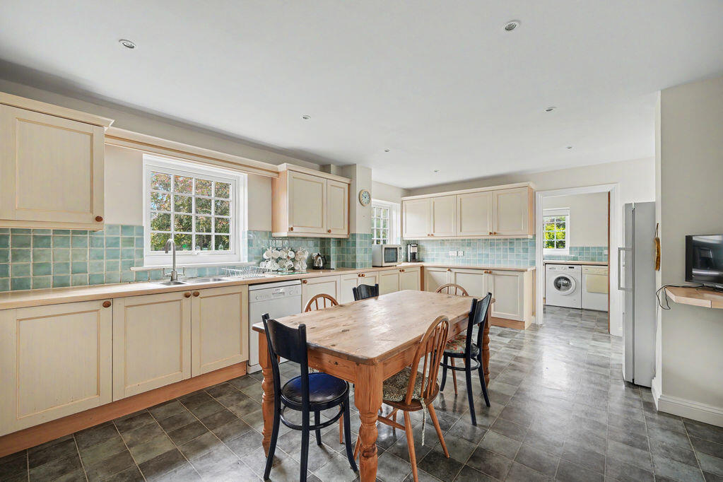 House in York - View 4