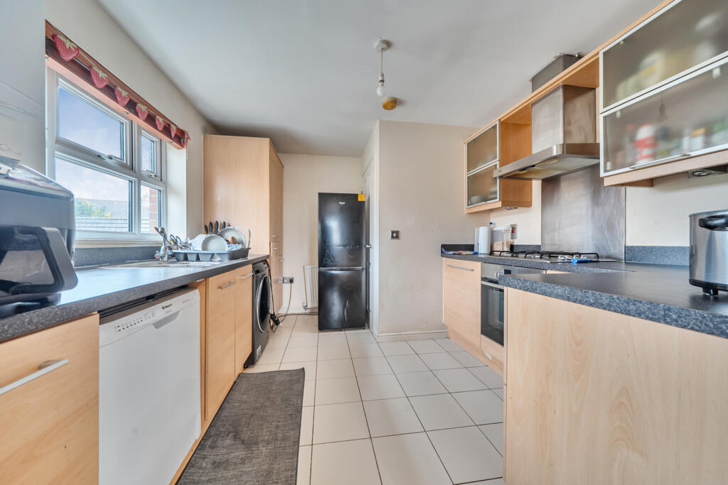 Gardenia Road, Bromley, Kent photo 4