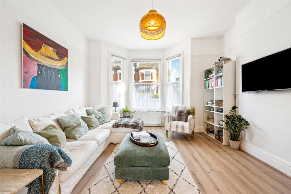 Main image of property: Trefoil Road, London, SW18