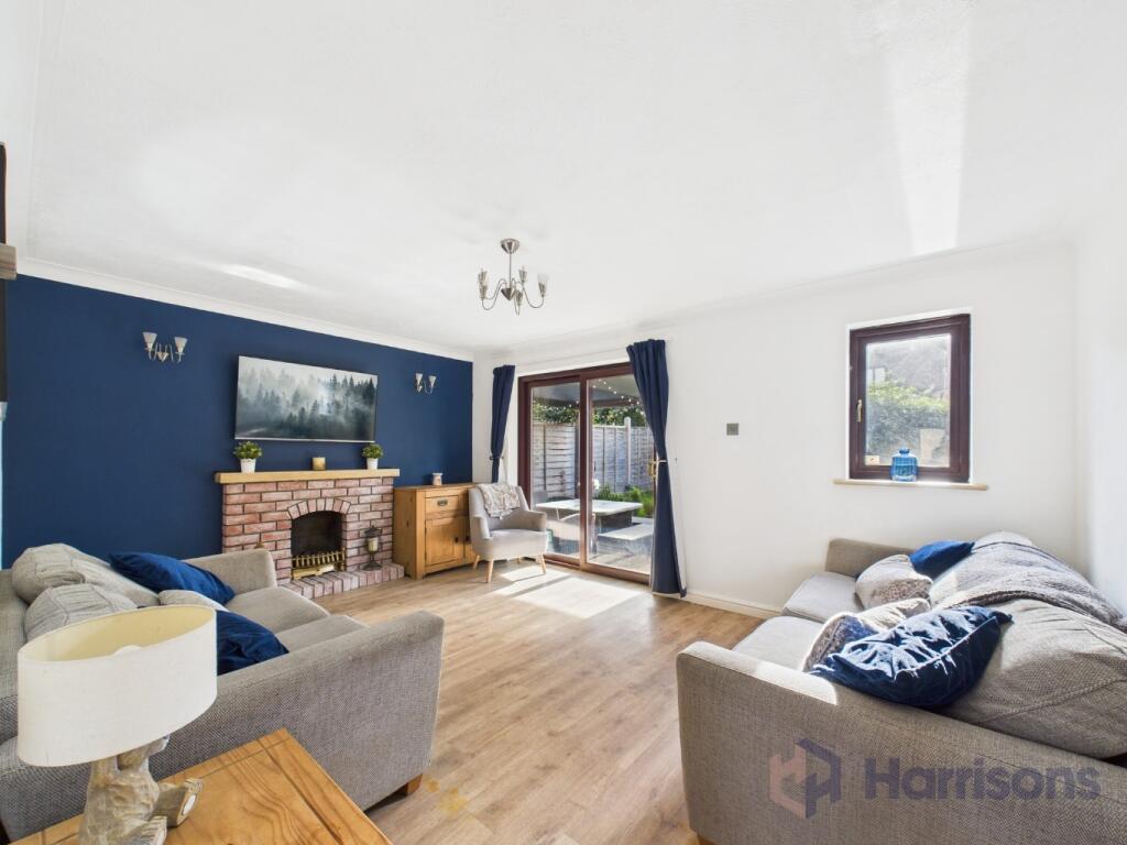 Main image of property: Frognal Gardens, Teynham, Sittingbourne, Kent, ME9 9HS