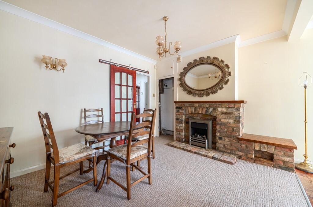 House in Romford - View 2