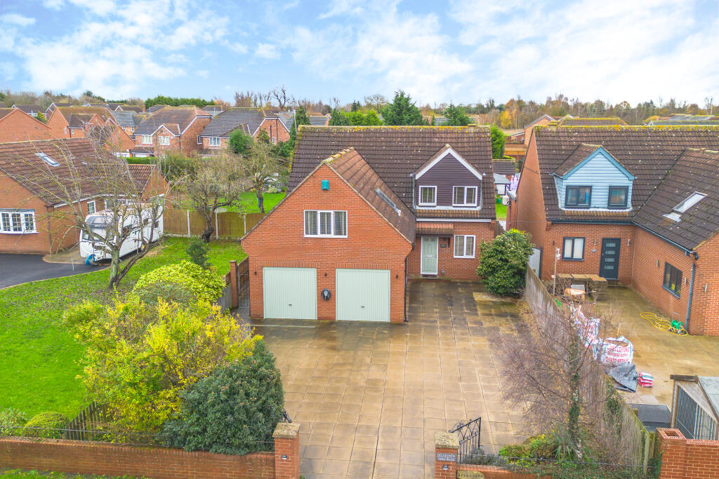 Main image of property: Selby Road, Eggborough, North Yorkshire DN14