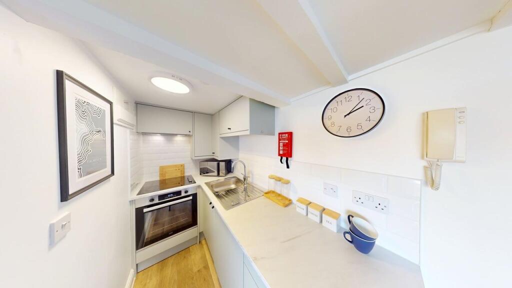 Apartment in Falmouth, Cornwall - View 4