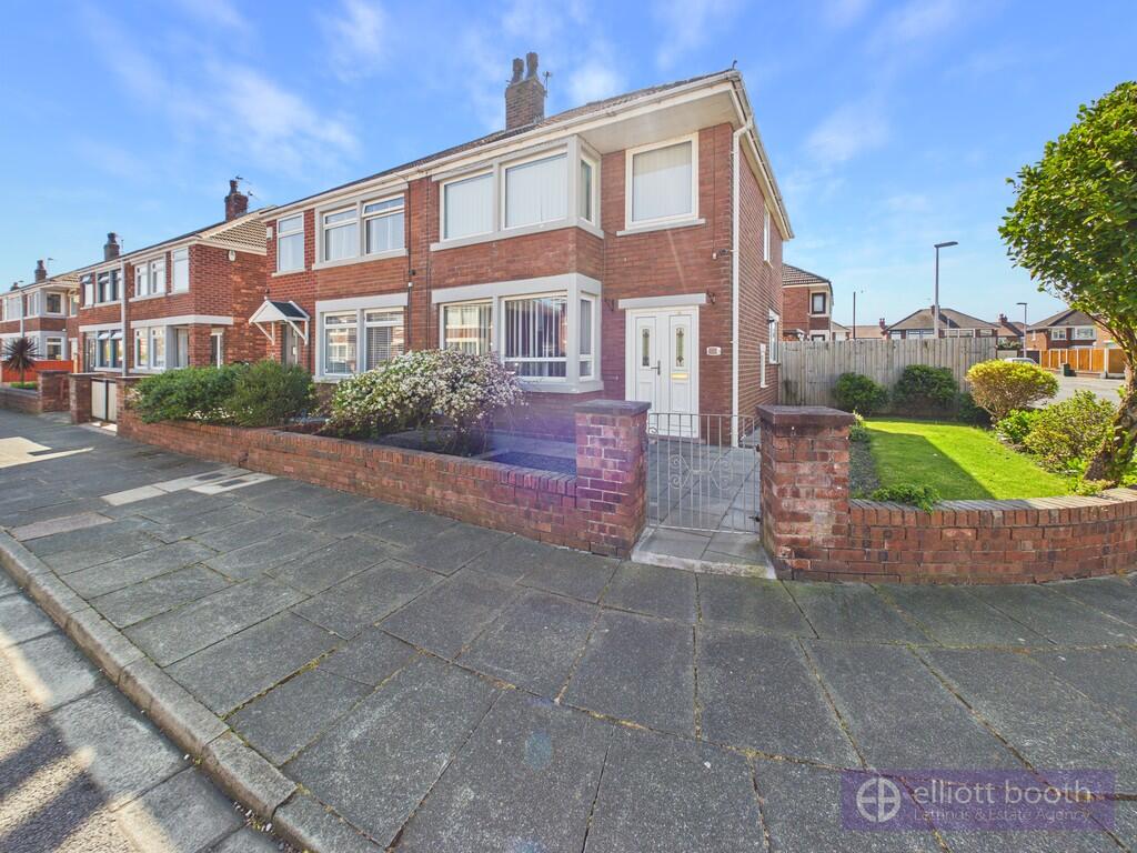 Main image of property: 6 Helens Close