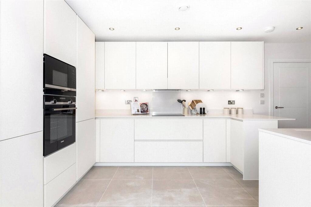 Main image of property: Eldon Park, South Norwood, SE25