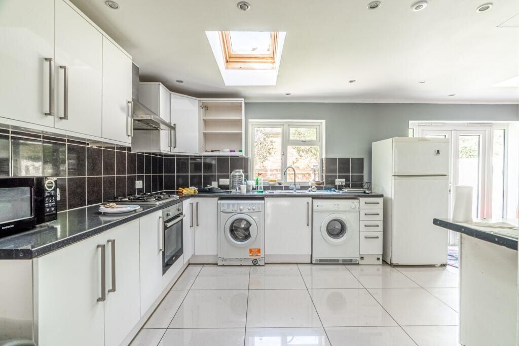 Additional image 5 of 35 Harpenden Road, St. Albans, Hertfordshire, AL3 6BJ