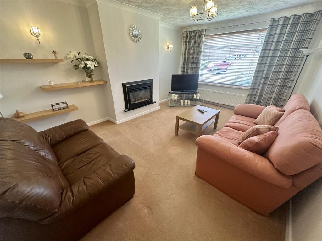 House in Kirklees, Firthcliffe - View 4