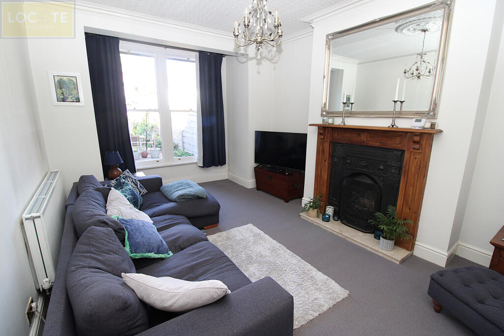 Queens Road, Urmston photo 3