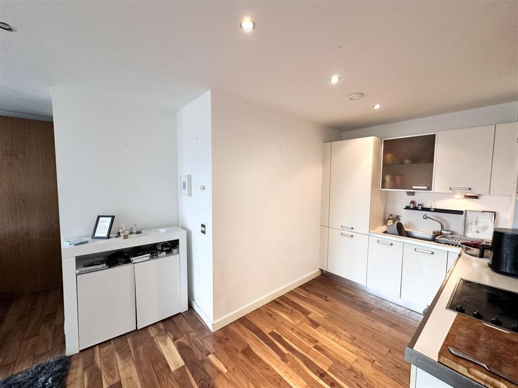 House in Salford, Trinity, Lower Broughton - View 4