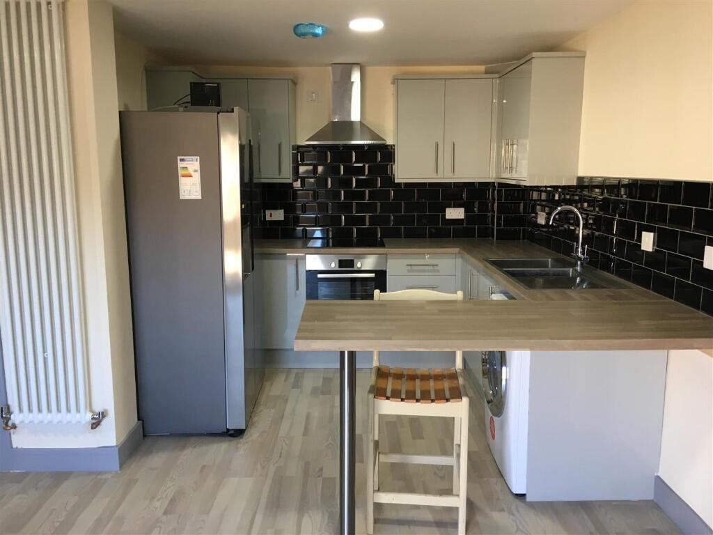 Saxton Close, NG9 photo 3