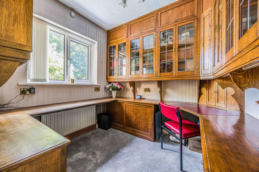 House in Arun, Barnham and Eastergate - More