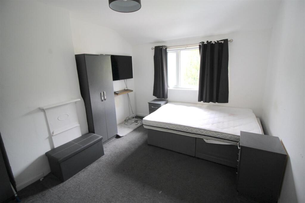 Additional image 9 of Redthorn Grove, Birmingham