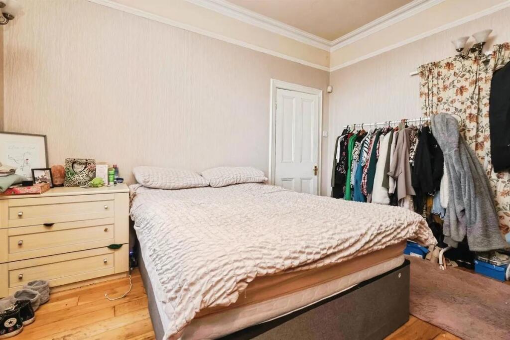 Knottsall Lane, Oldbury image 4