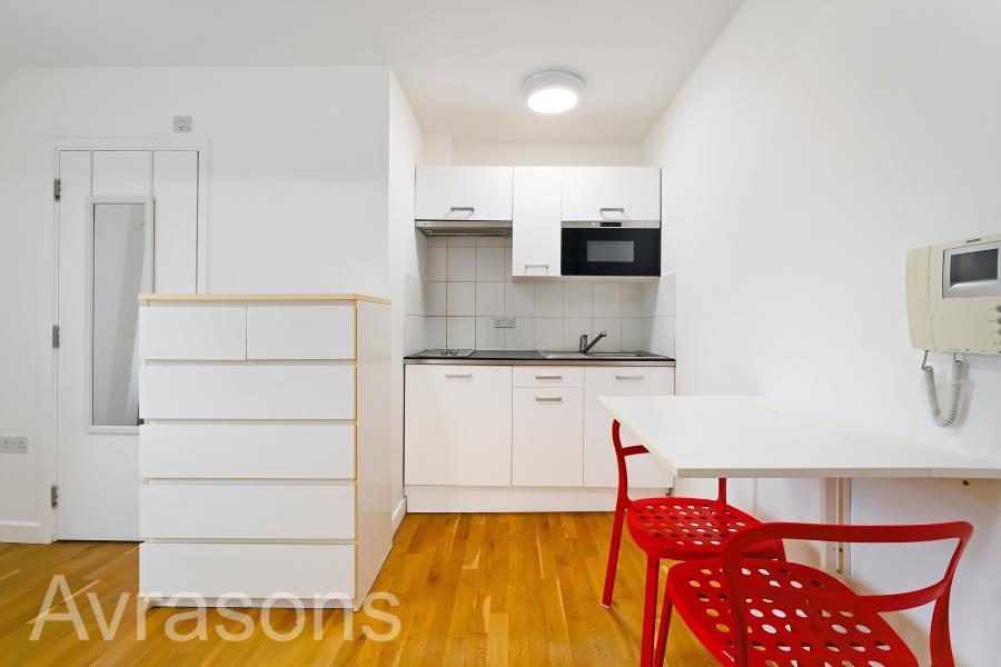 Studio flat for rent